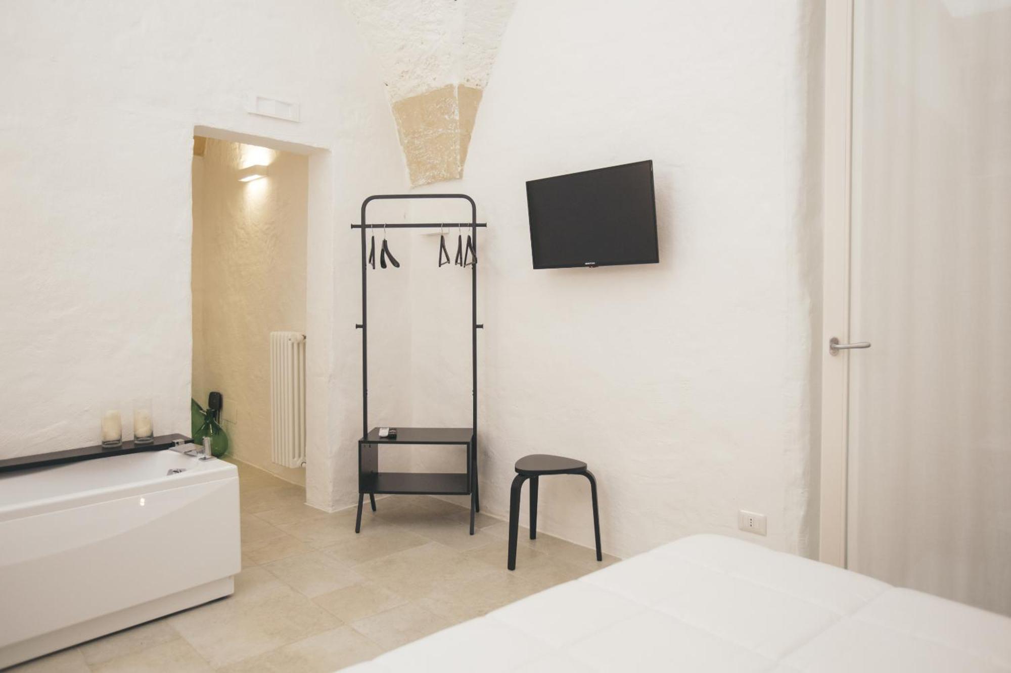 Mediterranee Suite Лечче Экстерьер фото
