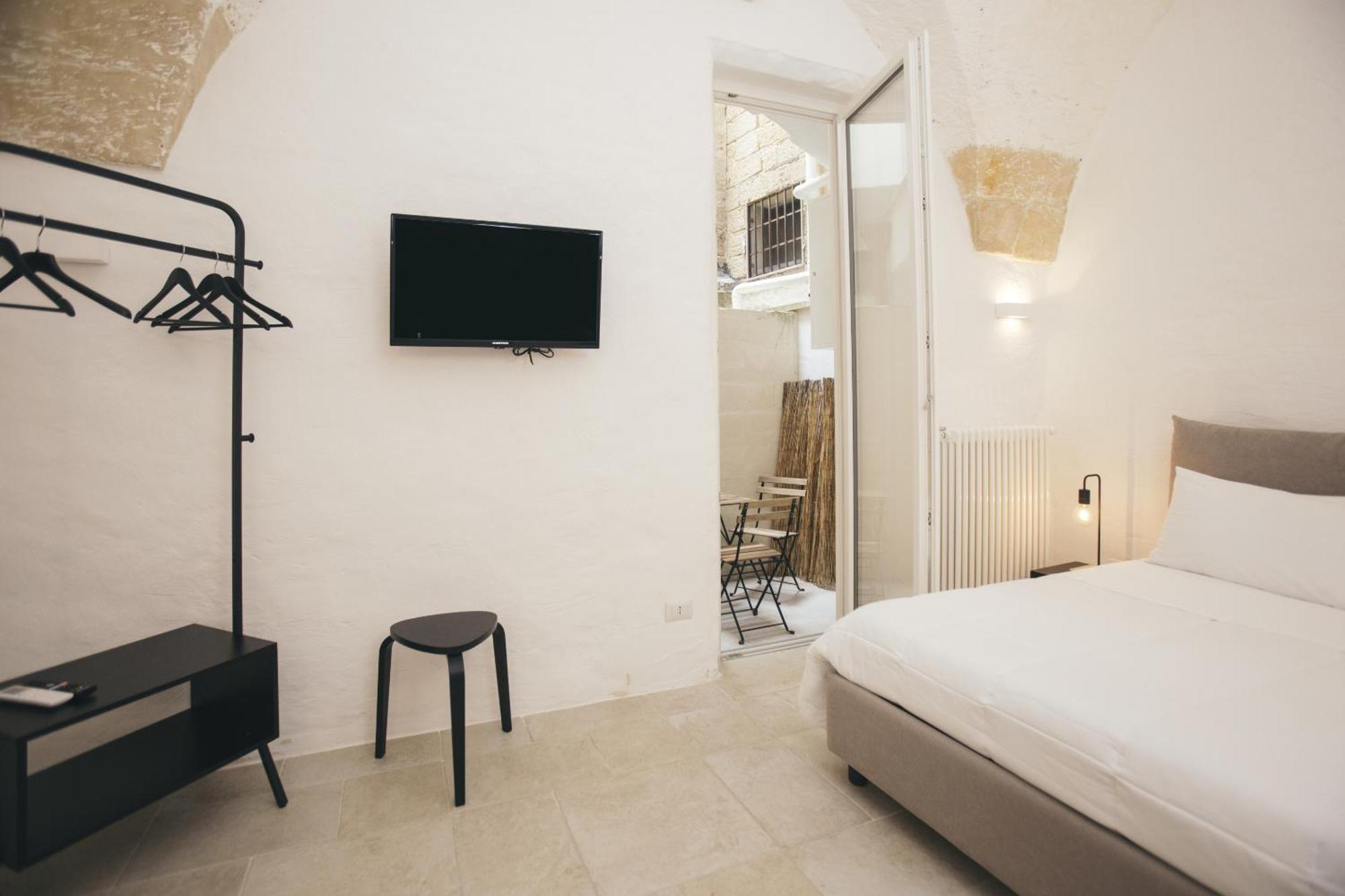Mediterranee Suite Лечче Экстерьер фото