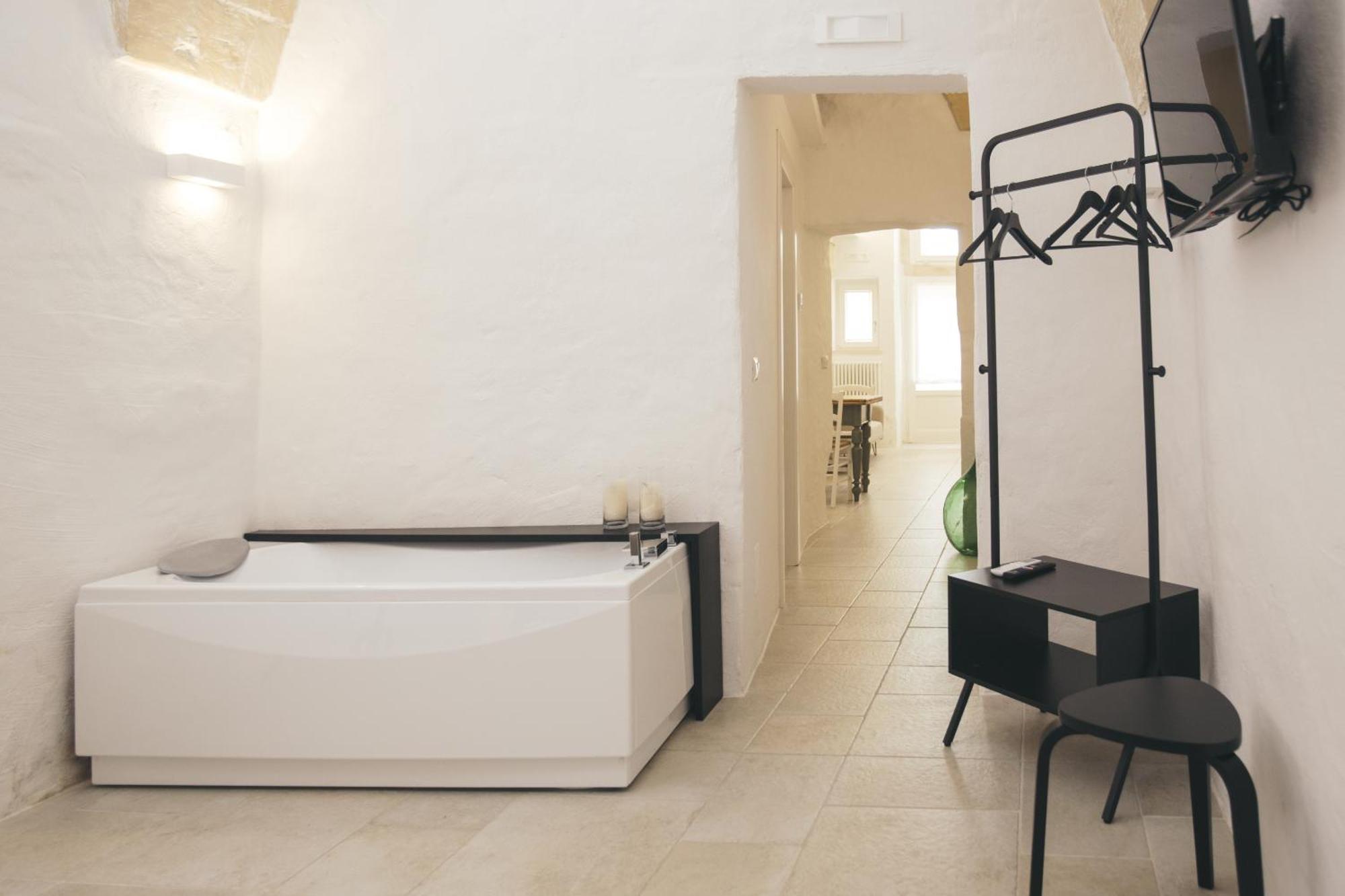 Mediterranee Suite Лечче Экстерьер фото