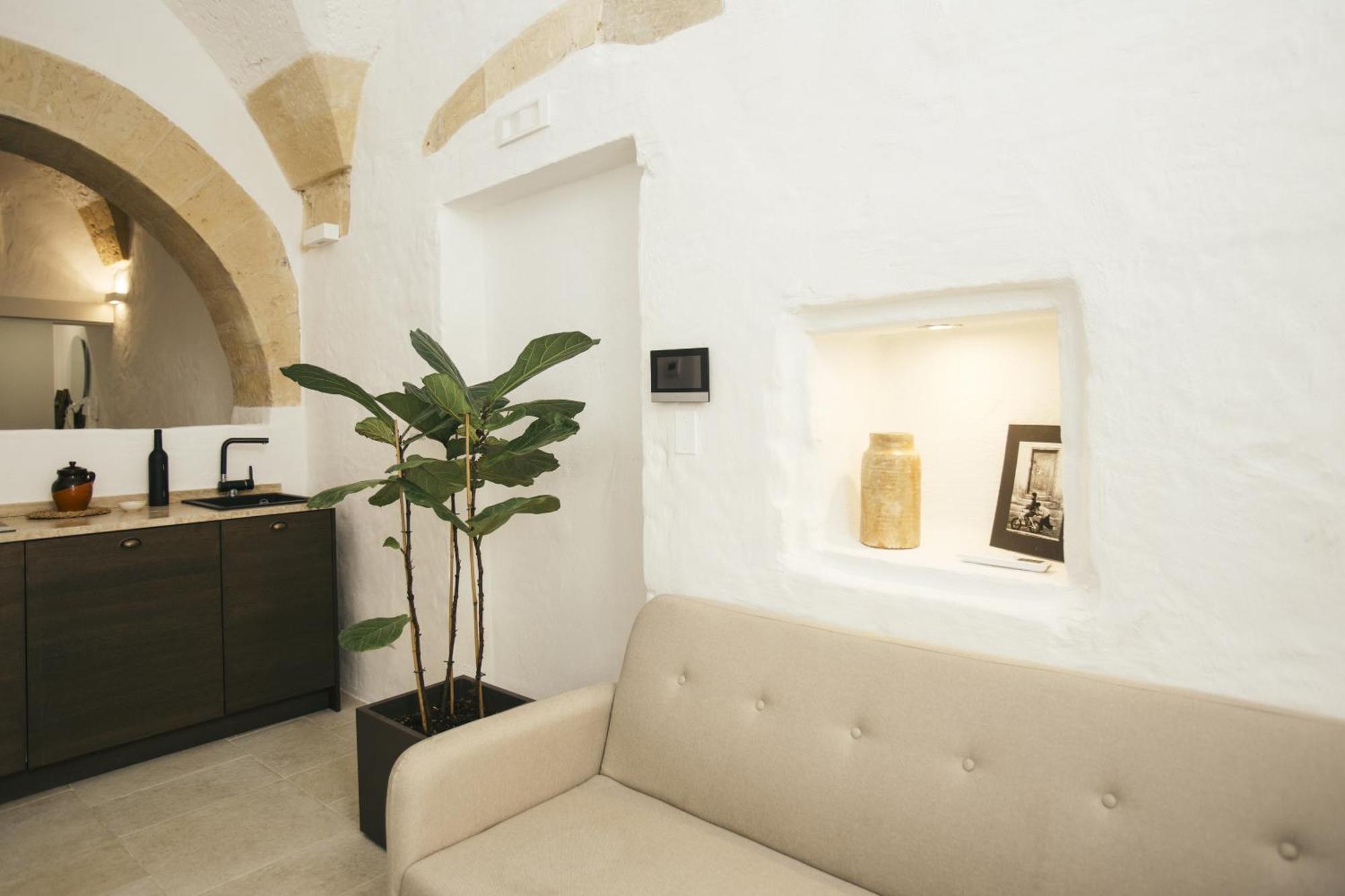 Mediterranee Suite Лечче Экстерьер фото